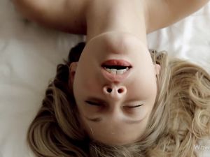 Sexy Orgasm Face On The Solo Masturbating Girl